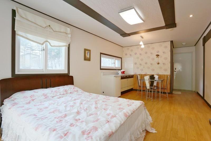 Blue Sky Milky Way Pension Ян'ян Екстер'єр фото